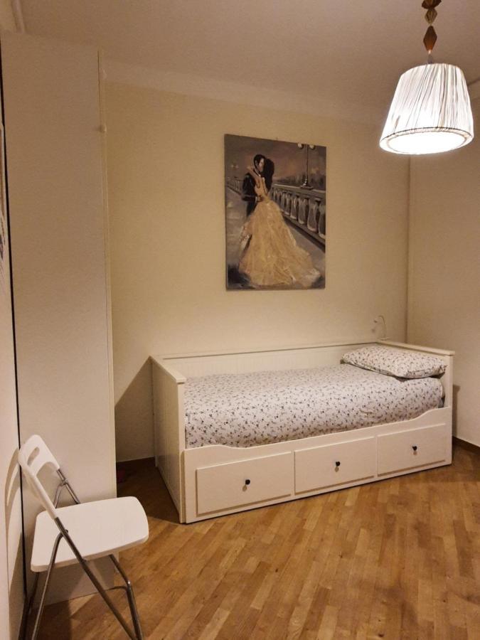 Casa Vacanza Colosseo Whole Holiday Home Apartment Da Pamino & Priscilla Rome Exterior photo